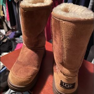 Size 7 uggs winter boots brand new